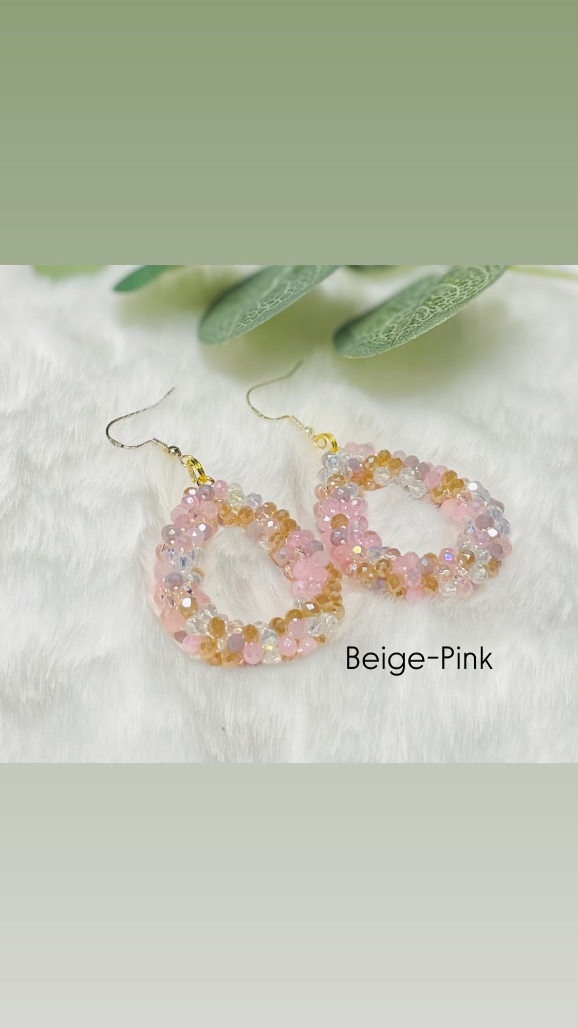 Facett-Perlen Ohrring in Tropfenform