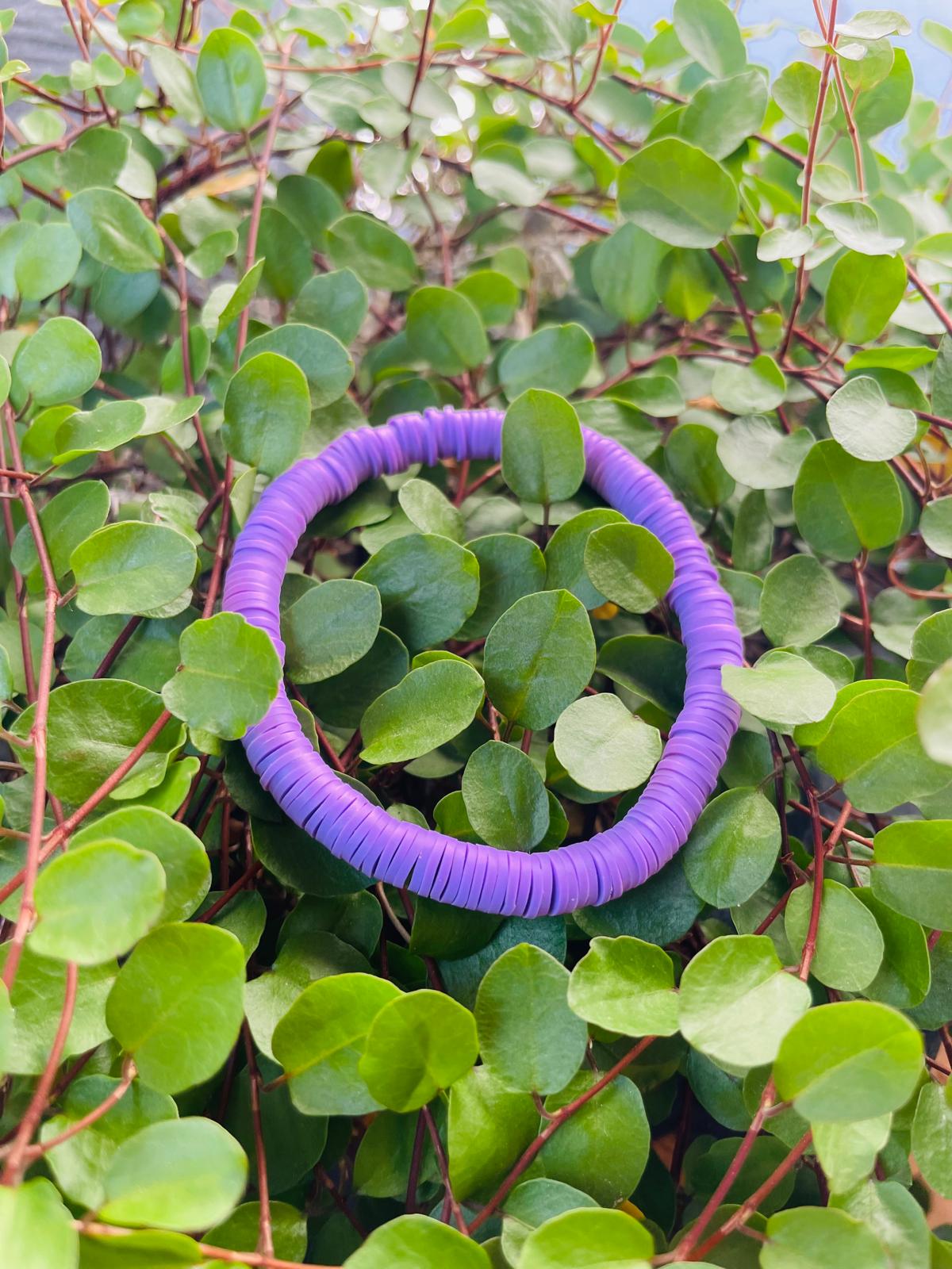 Neon Vibes - Set mit 7 Heishi Armbändern in Knallfarben
