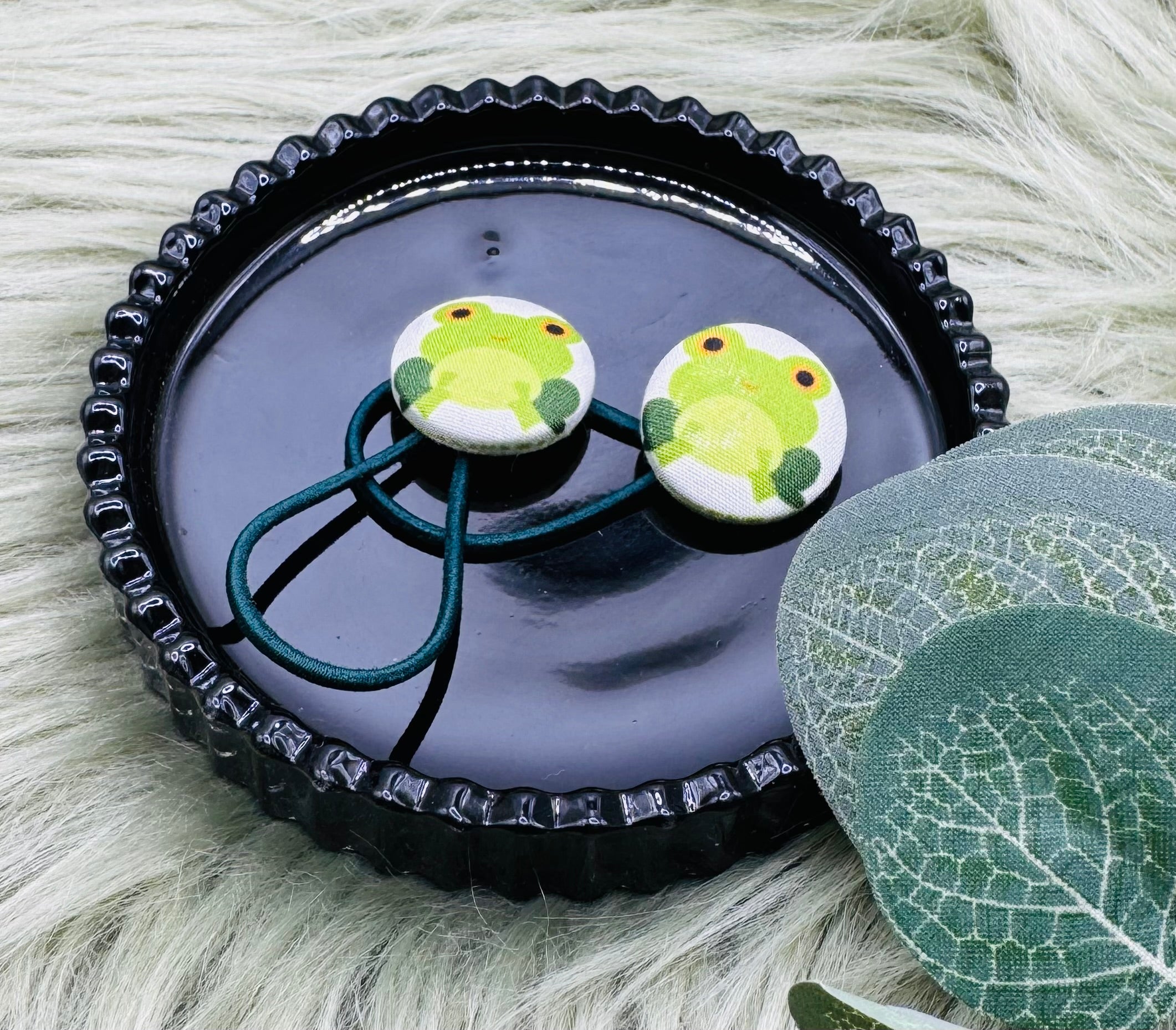 Frosch Design Haargummis