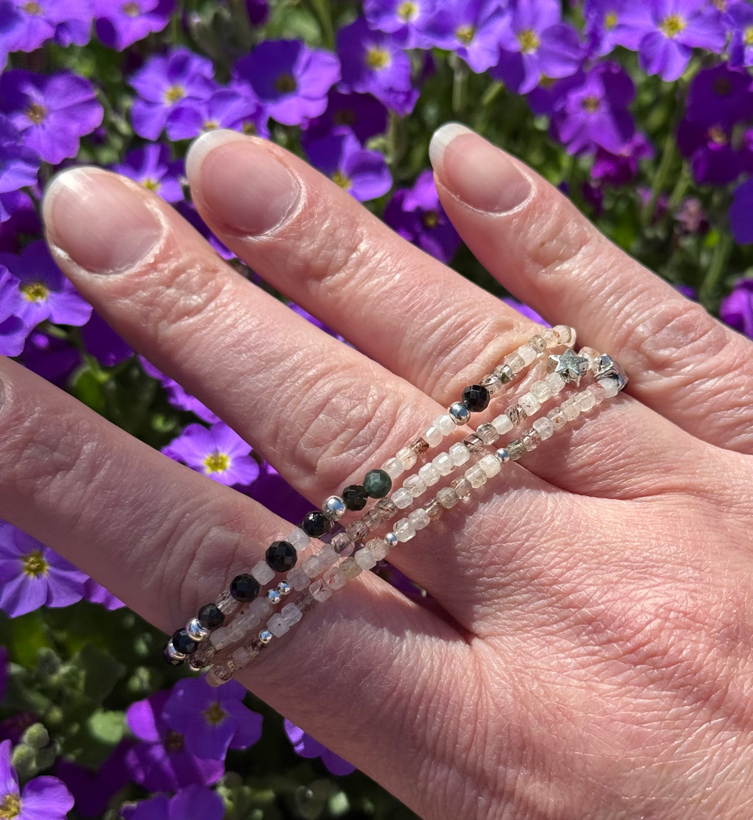 Mix & Match Armbänder – Rubinquarz & schwarzer Turmalin, Silber