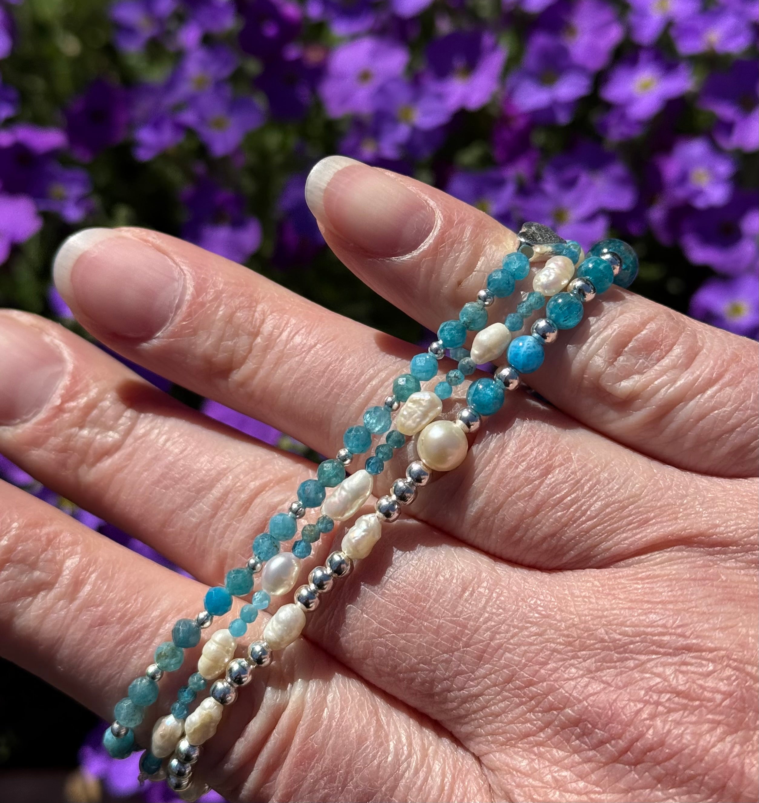 Mix & Match Armbänder – Apatit, Süßwasserperlen, Silber