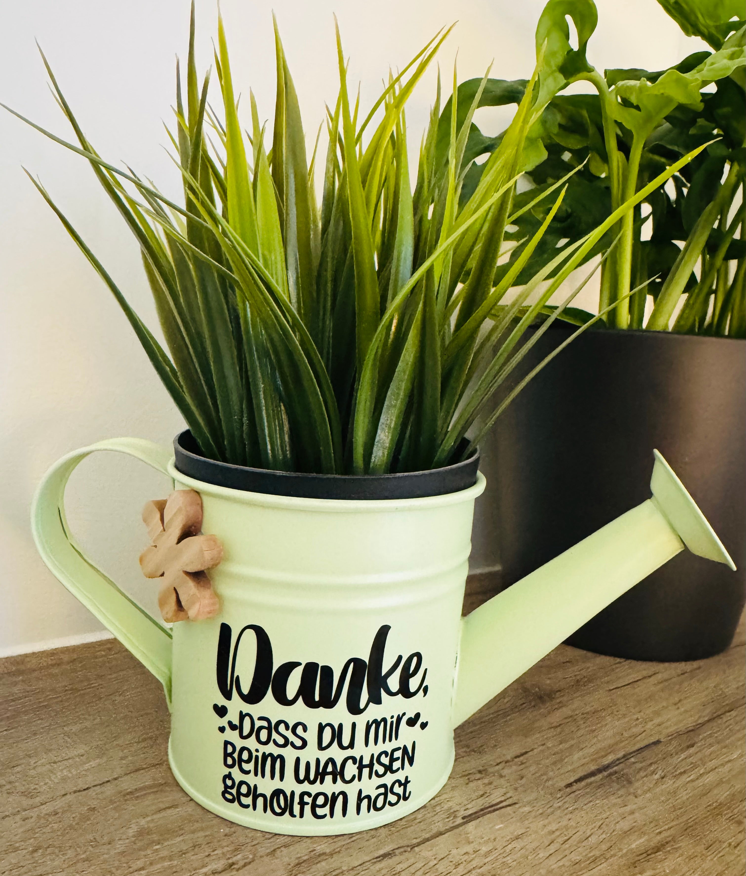 Gießkanne mit Spruch „Danke, dass du mir beim WACHSEN geholfen hast“