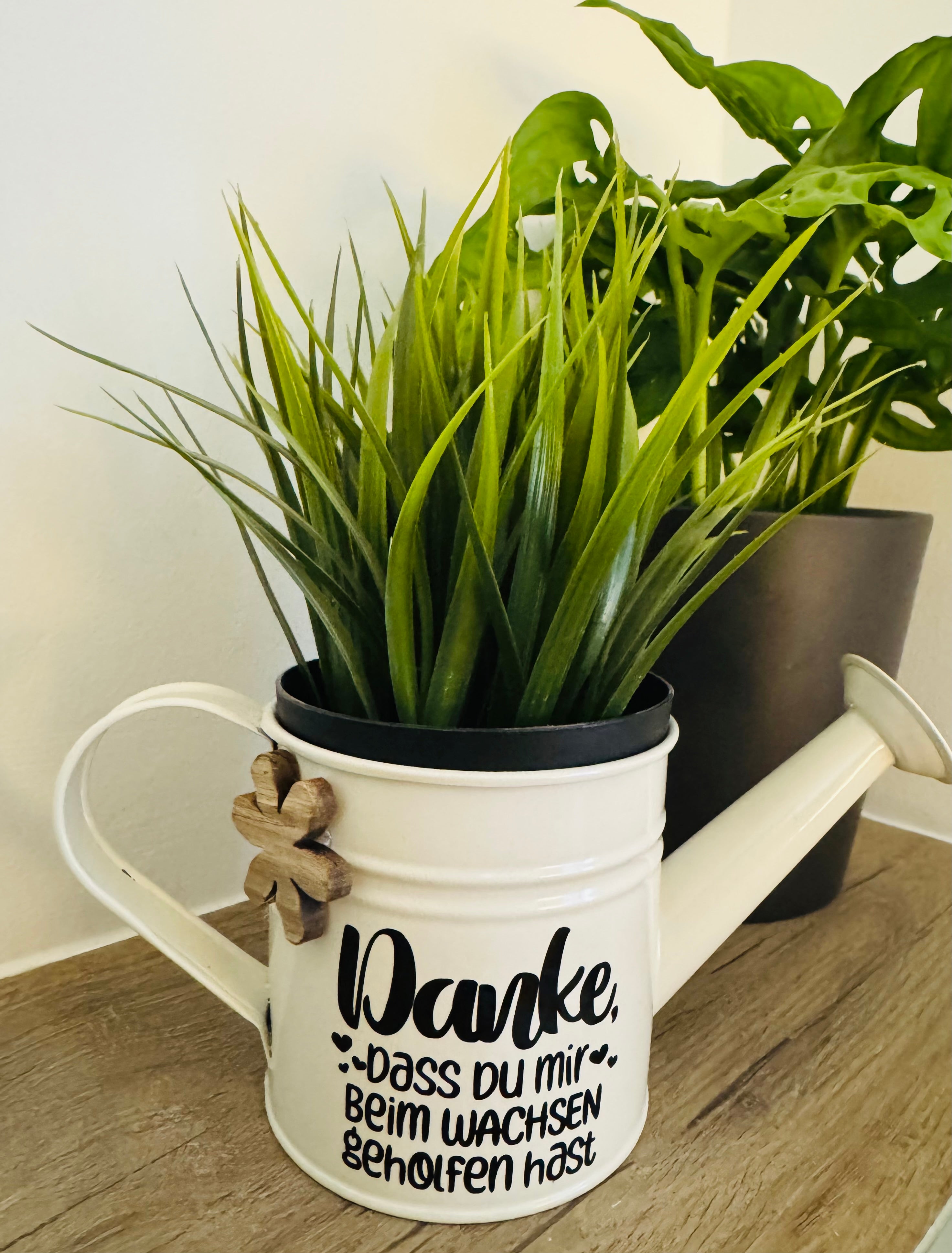 Gießkanne mit Spruch „Danke, dass du mir beim WACHSEN geholfen hast“