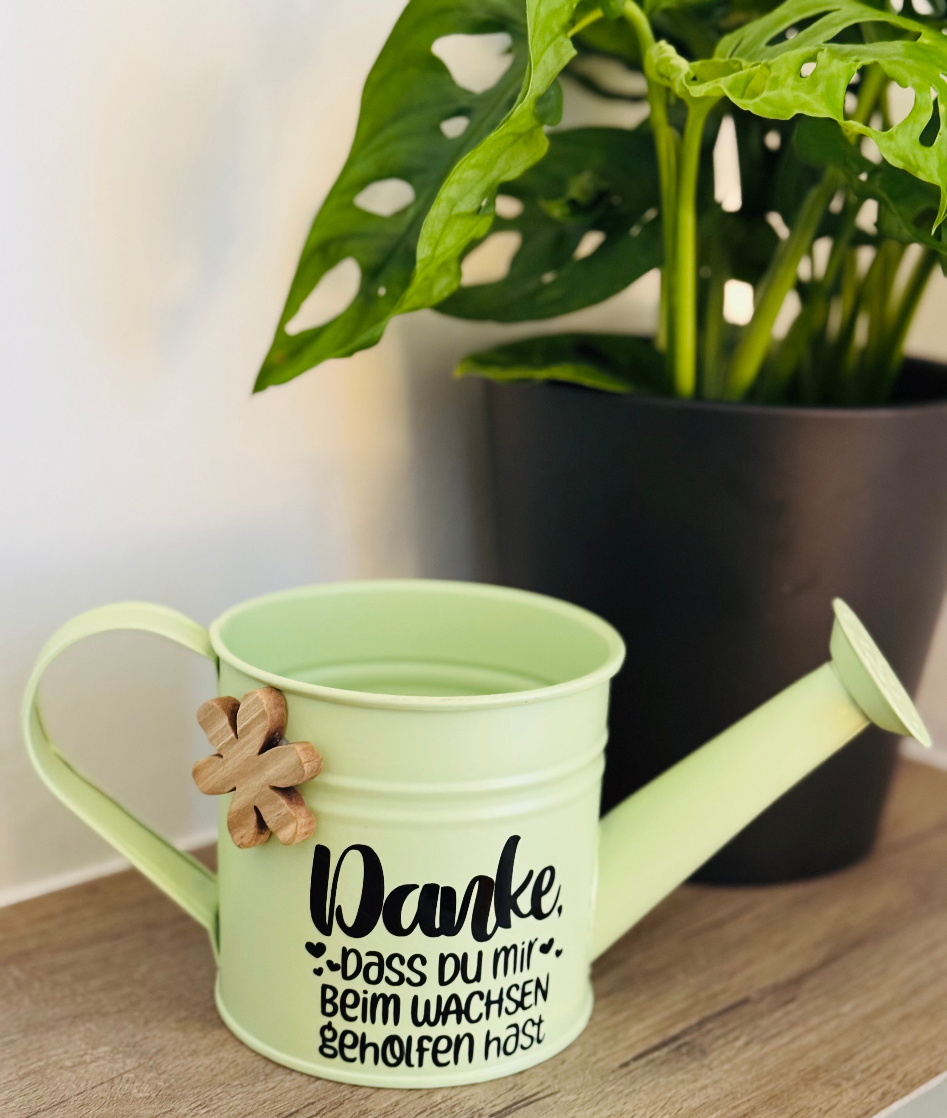 Gießkanne mit Spruch „Danke, dass du mir beim WACHSEN geholfen hast“