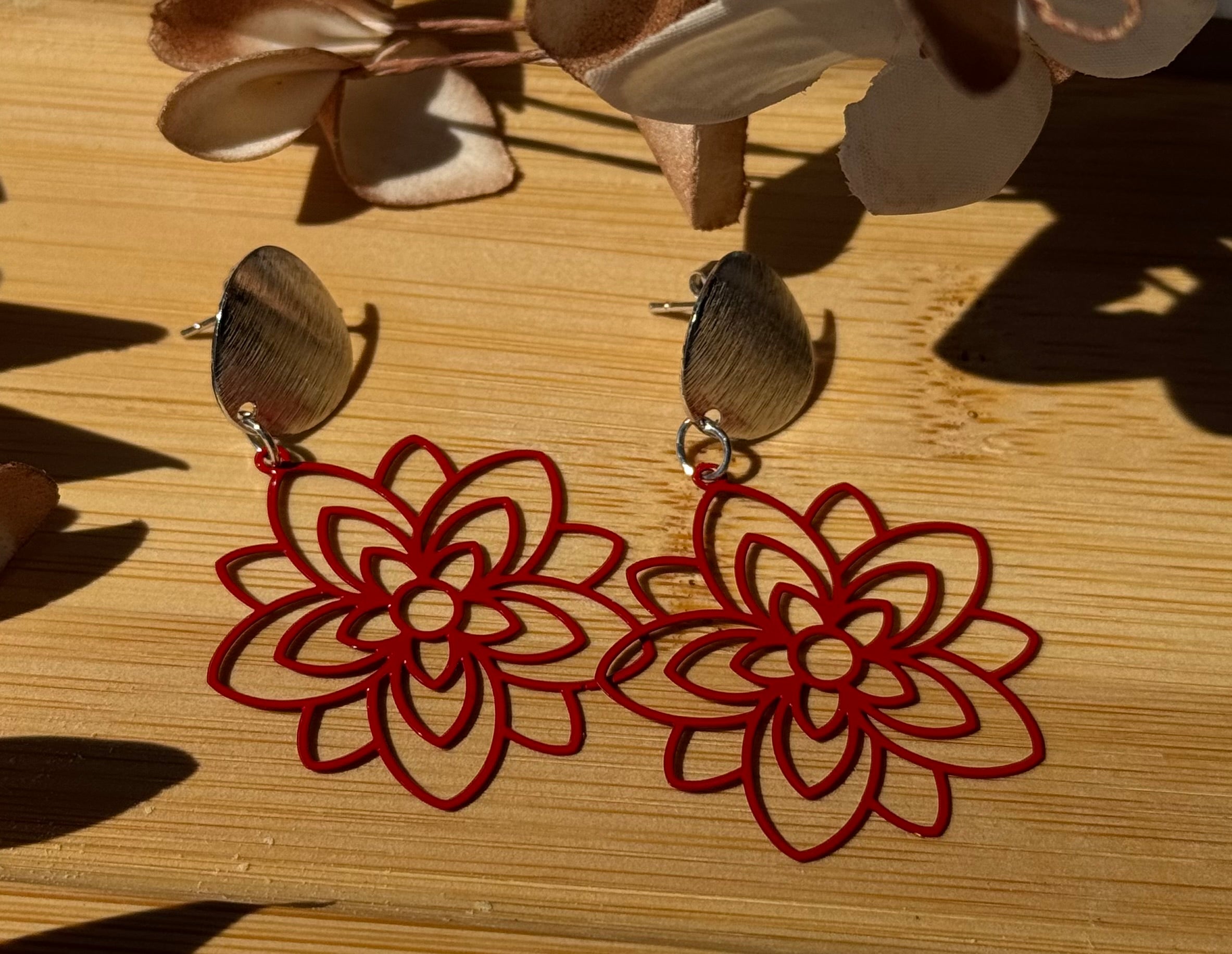 Filigrane Mandala Blumen Ohrringe